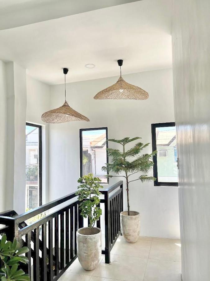 New Modern Home Near Airport, Beach And Fast Wi-Fi Sudtungan Exterior photo