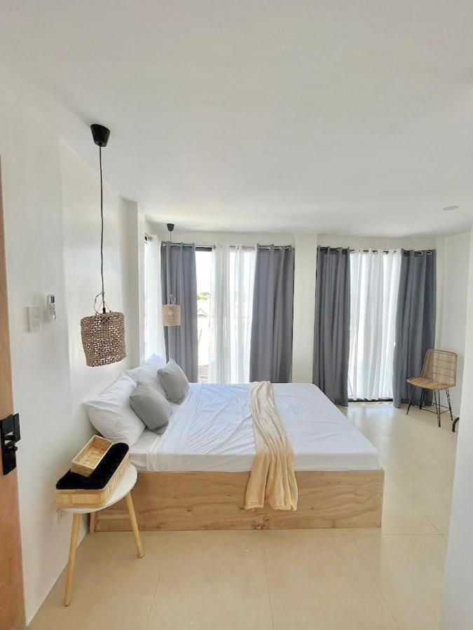New Modern Home Near Airport, Beach And Fast Wi-Fi Sudtungan Exterior photo